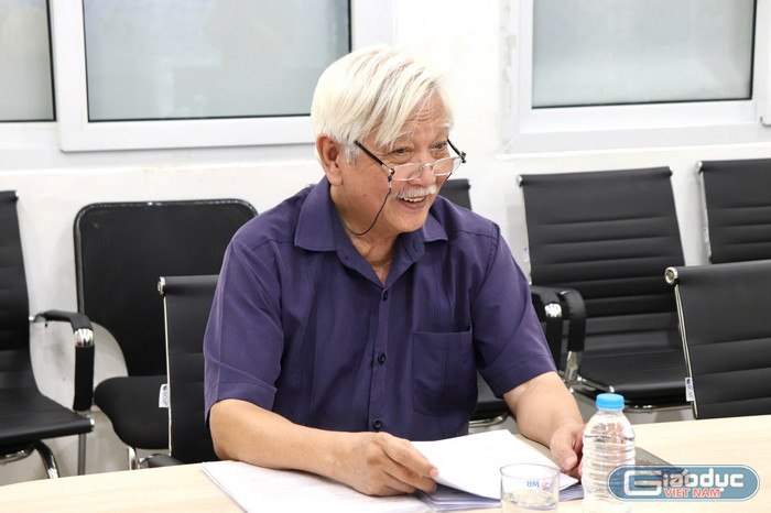 Ông Dương Trung Quốc - nhà nghiên cứu lịch sử, đại biểu Quốc hội khóa XI, XII, XIII, XIV; cố vấn biên soạn nội dung cho nhiều chương trình truyền hình, giám khảo cuộc thi. gdvn-1-7.jpg