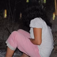 Chị Tần sợ hãi khi tiếp xúc với đàn ông.