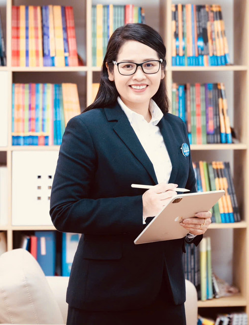 Thạc sĩ Nguyễn Thị Minh Thúy - Chủ đầu tư, Hiệu trưởng Trường Trung học cơ sở và Trung học phổ thông Nguyễn Siêu (Hà Nội). Ảnh: NVCC. z6538551414244_92f9208c34b1c4ea58d1d4618cbbc35c.jpg
