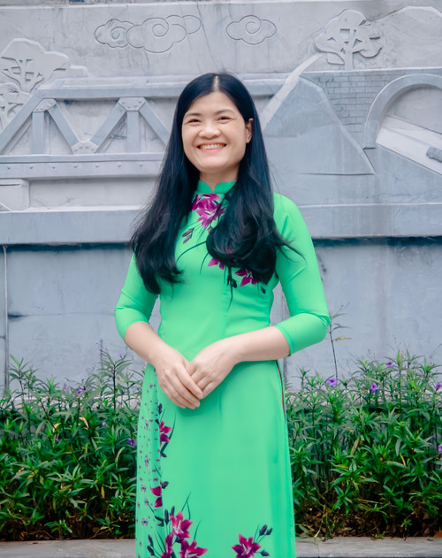 Phó Giáo sư, Tiến sĩ Nguyễn Thị Hồng Hạnh - Phó Trưởng khoa Vận tải - Kinh tế (Trường Đại học Giao thông vận tải). Ảnh: NVCC. Phó Giáo sư Tiến sĩ Nguyễn Thị Hồng Hạnh - Phó Trưởng khoa Vận tải - Kinh tế, Trường Đại học Giao thông vận tải.jpg