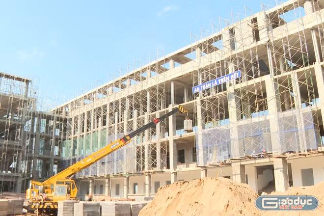 TPHCM: Tăng tốc thi công “3 ca, 4 kíp” hoàn thành 1.000 phòng học trước ngày khai giảng năm học mới