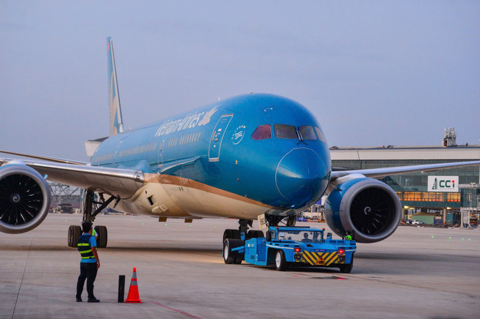 Chuyến bay kỹ thuật thử nghiệm đầu tiên đáp an toàn tại Sân bay Long Thành ngày 15/12/2025.