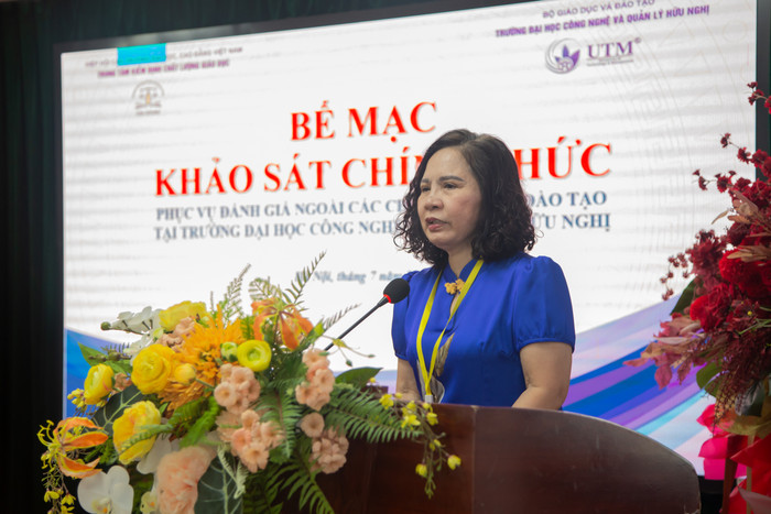 Phó Giáo sư, Tiến sĩ Nguyễn Phương Nga - Giám đốc Trung tâm Kiểm định chất lượng giáo dục (Hiệp hội Các trường đại học, cao đẳng Việt Nam) img-0221.jpg