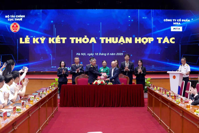 Cục Thuế và Công ty Cổ phần MISA đã ký kết biên bản hợp tác chiến lược. Ảnh: QM/MOF. 4e6b6031-cabe-439a-a8fc-df6c0876f032.png