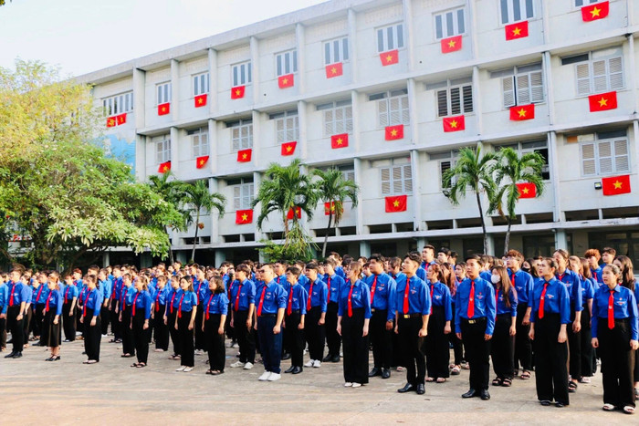 Sinh viên Phân hiệu Học viện Thanh thiếu niên Việt Nam tại Thành phố Hồ Chí Minh. 494109779-1374885941308756-6632379889495615839-n.jpg