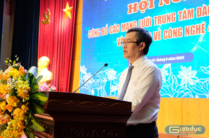 Thứ trưởng Bộ Giáo dục và Đào tạo Nguyễn Văn Phúc phát biểu chỉ đạo Hội nghị. gdvn-ttt.jpg
