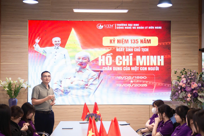 Tiến sĩ Phạm Kim Thư - Phó Hiệu trưởng Trường Đại học Công nghệ và Quản lý Hữu Nghị. z6616765965281-349afb55282c5f1660aa3936cbf294be.jpg