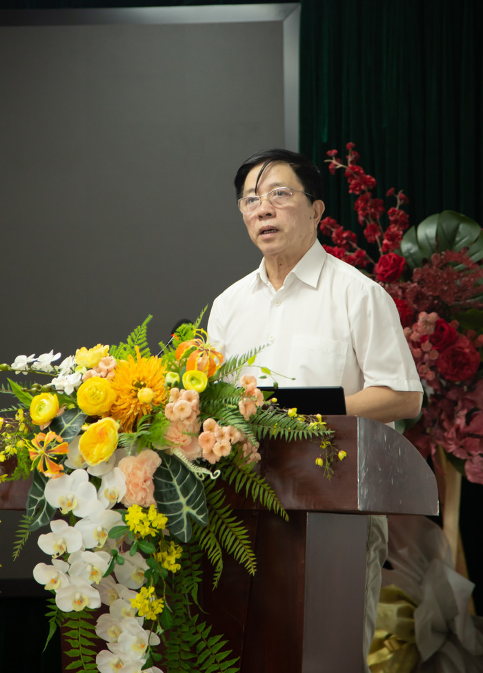 Phó Giáo sư, Tiến sĩ Nguyễn Xuân Sơn - Hiệu trưởng Trường Đại học Công nghệ và Quản lý Hữu Nghị. img-0219.jpg