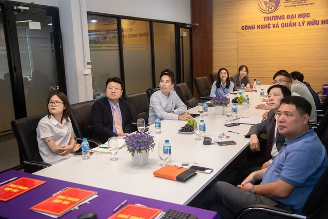 Lễ ký kết thỏa thuận hợp tác giữa UTM và Đại học Seojeong. Lễ ký kết thỏa thuận hợp tác giữa UTM và Đại học Seojeong.