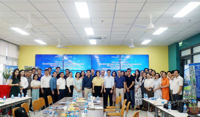 Hội thảo “Ứng dụng công nghệ AI và BIM trong Hạ tầng kỹ thuật đô thị từ đào tạo đến thực tiễn” và khai giảng khóa đào tạo ứng dụng BIM trong thiết kế hạ tầng kỹ thuật đô thị do Khoa Kỹ thuật hạ tầng và Môi trường đô thị, Trường Đại học Kiến trúc Hà Nội tổ chức. Ảnh: NTCC. 492518996-1161487055774544-3501667701498072671-n.jpg