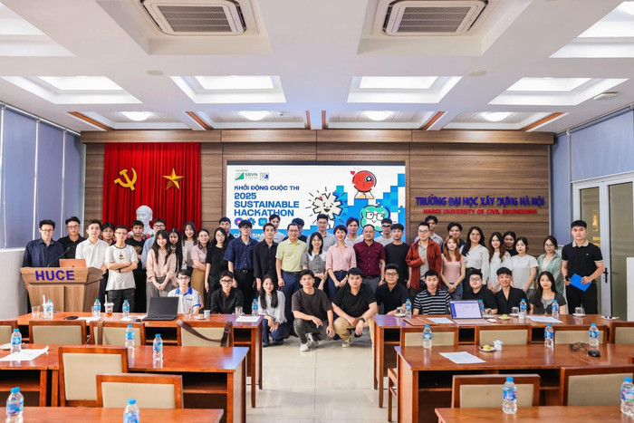 Sinh viên Trường Đại học Xây dựng Hà Nội tham dự cuộc thi “2025 Sustainable Hackathon” do nhà trường phối hợp cùng Chương trình Công trình Bền vững Việt Nam tổ chức. Ảnh: HUCE. Sinh viên Trường Đại học Xây dựng Hà Nội tham dự cuộc thi “2025 Sustainable Hackathon” do nhà trường phối hợp cùng Chương trình Công trình Bền vững Việt Nam tổ chức. Ảnh: HUCE.