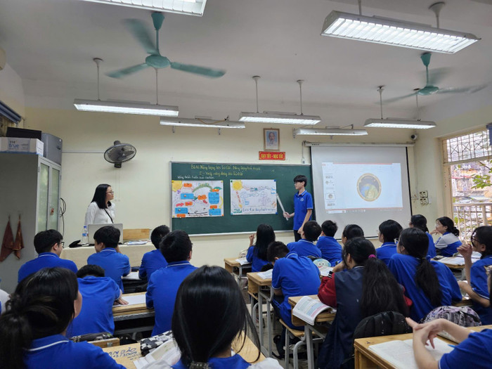 Ảnh minh hoạ: Trường Trung học cơ sở Chương Dương (Hoàn Kiếm, Hà Nội). e03aefb0-3e3b-433b-bb56-b993d9796dd1.jpg