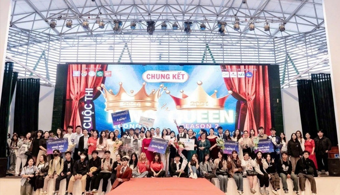Sinh viên nhóm ngành Kinh tế tham gia chương trình King and Queen do Câu lạc bộ Nhà Kinh tế trẻ tại Trường Đại học Kiến trúc Hà Nội tổ chức thường niên. Ảnh: NTCC. picture4-8972.jpg