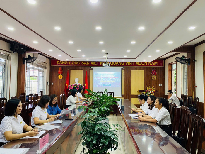 Công tác tuyển sinh năm học 2025-2026 tại Hà Nội được tổ chức hiệu quả, ổn định, đúng tiến độ và thuận lợi cho phụ huynh học sinh. Ảnh: Trường Tiểu học Tiền Phong. 514325306-1218884800250332-4419115820807229831-n.jpg