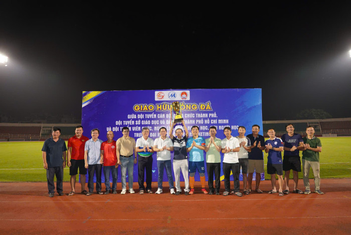 Sự kiện thể hiện vai trò của bóng đá như một cầu nối hữu hiệu để thắt chặt tình đoàn kết, giao lưu, học hỏi và lan tỏa tinh thần cống hiến vì cộng đồng. Ảnh: NTCC. 2382079588705334241.jpg