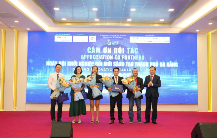 Mạng lưới đổi mới sáng tạo các trường đại học, cao đẳng thành phố Đà Nẵng là dịp để tăng cường mối liên kết giữa Trường Đại học Sư phạm – Đại học Đà Nẵng với các đối tác trong và ngoài nước. Ảnh: NTCC. Mạng lưới đổi mới sáng tạo các trường đại học, cao đẳng thành phố Đà Nẵng là dịp để tăng cường mối liên kết giữa Trường Đại học Sư phạm – Đại học Đà Nẵng với các đối tác trong và ngoài nước. Ảnh: NTCC.