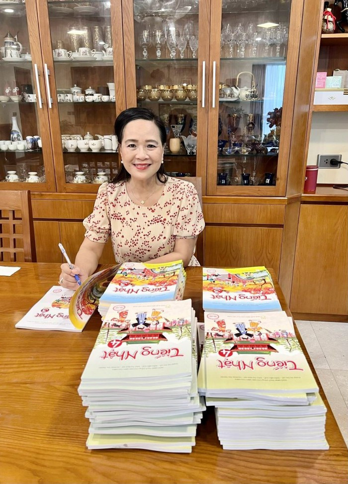 Phó giáo sư, Tiến sĩ Ngô Minh Thủy - Tổng chủ biên 2 bộ sách giáo khoa tiếng Nhật. Ảnh: NVCC. 316278391-3421061081449474-1988854703802766251-n-3430.jpg