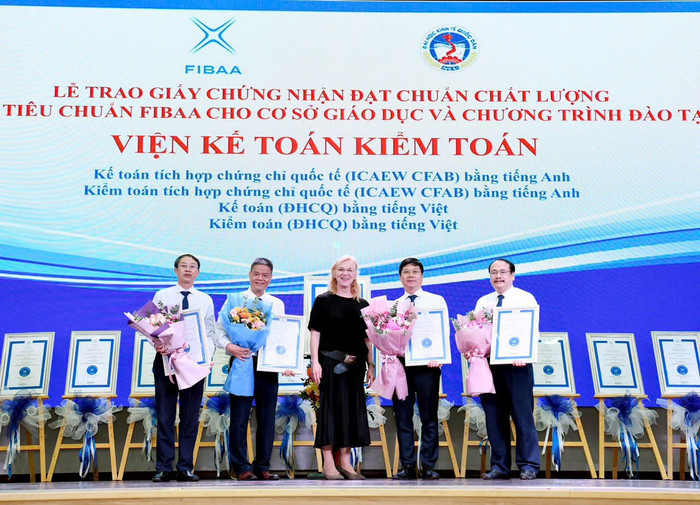 Chương trình đào tạo Kế toán của Viện Kế toán – Kiểm toán đạt chuẩn chất lượng kiểm định FIBAA của Châu Âu. Ảnh: NVCC. z6694336110046-a888d0be82a208dbb8378546e84bf621.jpg