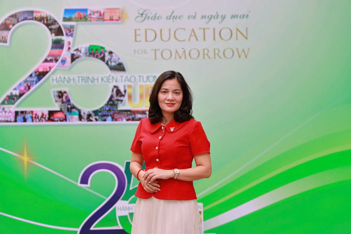 Tiến sĩ Chu Thị Hồng Nhung - Phó trưởng khoa, Khoa Giáo dục sớm và Tiểu học, Trường Đại học Giáo dục (Đại học Quốc gia Hà Nội). Ảnh: NVCC. z7064967561436-d00abf0ce7fdc91167f6c5fa01e7dceb.jpg
