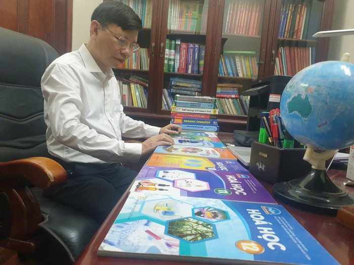 Phó Giáo sư, Tiến sĩ, Nhà giáo ưu tú Cao Cự Giác. Ảnh: NVCC. image-1.jpg