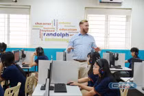 NXBGDVN phối hợp Efekta mang đến trải nghiệm học tiếng Anh ứng dụng AI cho học sinh phổ thông