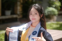 Cô gái Hưng Yên đạt học bổng thạc sĩ ở Pháp và mong muốn “viết” tiếp ước mơ của mẹ