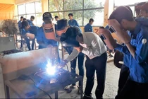 Trường nghề lo giáo viên chuyển dịch công việc vì 17 năm phụ cấp nặng nhọc, độc hại vẫn giữ nguyên