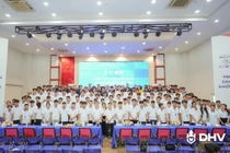 Trường ĐH Hùng Vương TPHCM khai giảng năm học mới, đánh dấu 30 năm thành lập và phát triển