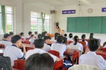 Tạm cách ly người học có hành vi xúc phạm thân thể giáo viên, bạn học khỏi trường học là cần thiết