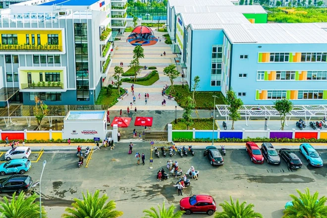 Mong con có môi trường nuôi dưỡng ước mơ lớn, gia đình trẻ chọn “ly tâm” về Vinhomes Grand Park