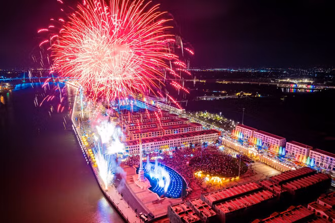 Vinhomes Royal Island: Phố đảo càng đông, nhà phố càng “bật giá”