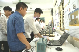 Kỹ sư ở nước ngoài, nhà khoa học nói gì về chính sách đãi ngộ nhân lực công nghệ cao?