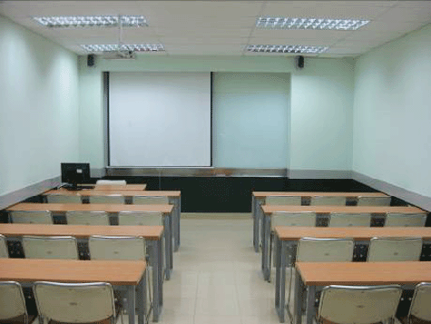 Phòng học hiện đại tối đa chỉ 30 sinh viên Phòng học hiện đại tối đa chỉ 30 sinh viên