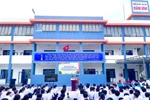 Hưởng ứng xã hội hóa, đầu tư 40 tỷ, tuyển được 20 HS vào 10, nhà đầu tư "khóc ròng"