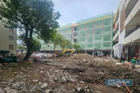 TPHCM: Sắp năm học mới, 3 trường THCS vẫn còn xây dựng ngổn ngang, phụ huynh lo lắng