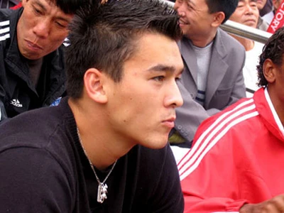 Đặng Văn Robert bất ngờ gia nhập Bình Dương