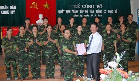 Đội dân phòng cơ động nữ ở Thành phố Đà Nẵng