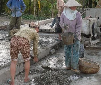 Nhọc nhằn phận nữ phu hồ