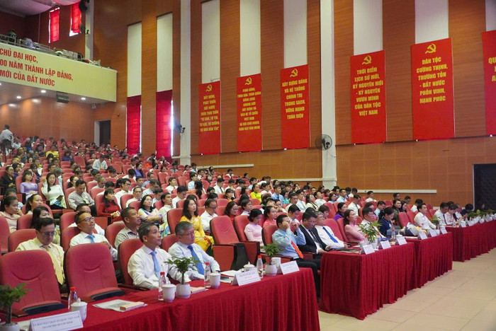 Toàn cảnh hội nghị được tổ chức vào ngày 24/10 ở Thành phố Hồ Chí Minh. Ảnh: Hoàng Quỳnh. onghieuhssvc.jpg