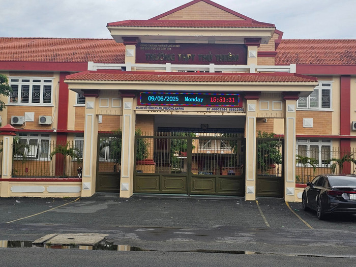 Trường trung học phổ thông Thủ Thiêm, thành phố Thủ Đức (ảnh minh họa: V.D) thptthuthiemq2b.jpg