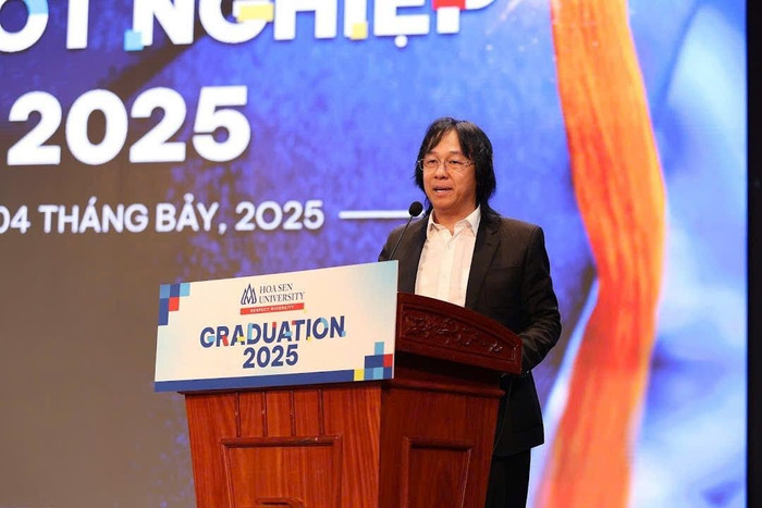 Ông Hoàng Quốc Việt - Chủ tịch Tập đoàn Nguyễn Hoàng phát biểu Ảnh: HSU. hoangquocvietnam2025.jpg