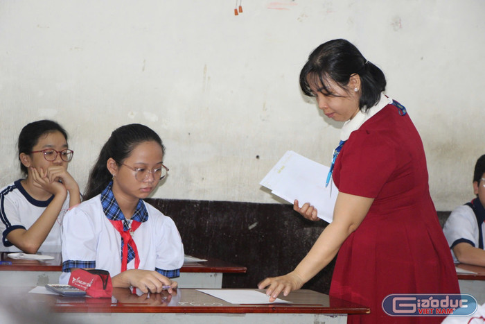Sở Giáo dục và Đào tạo Thành phố Hồ Chí Minh đề nghị Phòng Tổ chức Cán bộ xây dựng phương án tuyển dụng, đảm bảo đủ giáo viên cho năm học mới sắp đến Ảnh minh họa: V.D gdvn-khaosatlop6tdnb.jpg