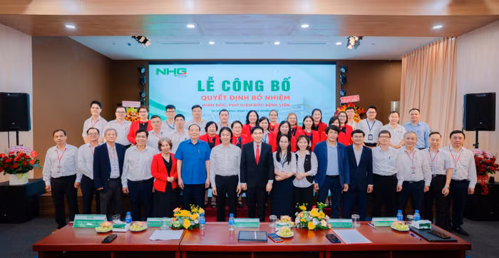 nhieu-giang-vien-hiu-da-kinh-qua-cac-cong-tac-quan-ly-chuyen-mon-cua-benh-vien-tu-truong-pho-khoa-den-giam-doc-benh-vien-se-la-nguon-nhan-luc-chat-luong-cao-rut-ngan-khoang-cach-giang-duong-va-buong-benh.jpg