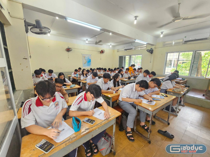 Sau sáp nhập, Thành phố Hồ Chí Minh sẽ vẫn đảm bảo cho tất cả học sinh đều có chỗ học Ảnh minh họa: V.D gdvn-onthihungvuong.jpg