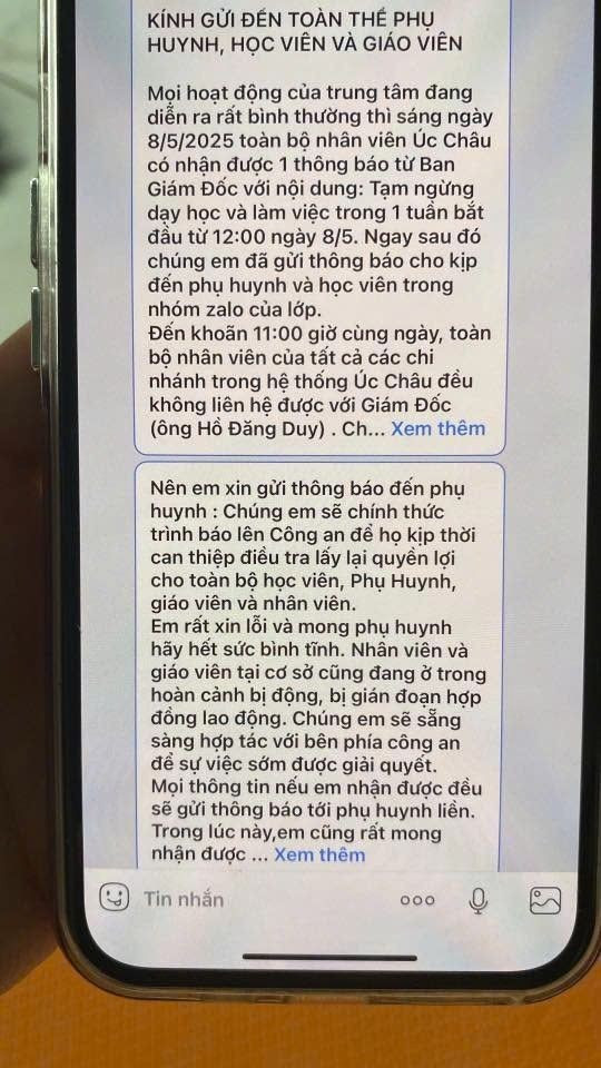 Tin nhắn của nhân viên trung tâm Úc Châu gửi vào các nhóm zalo của phụ huynh trung tâm (ảnh: CTV) tinnhanucchau.jpg
