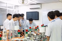 Sinh viên Trường Đại học Công Thương Thành phố Hồ Chí Minh.