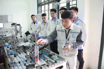 Kiến nghị xây dựng cơ chế đánh giá, phản hồi thường xuyên giữa trường nghề và doanh nghiệp