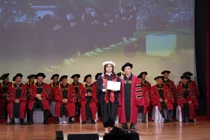 Thủ khoa cử nhân tại SIU được trao 100% học bổng học phí thạc sĩ, sinh hoạt phí