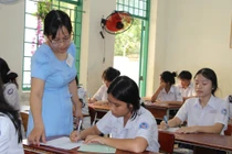 Thi tuyển sinh vào 10 tại TPHCM: Giám thị 2 gặp sự cố, bị gãy chân ở phòng thi