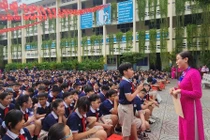 Gần 2 triệu học sinh của Thành phố Hồ Chí Minh tựu trường đón năm học mới